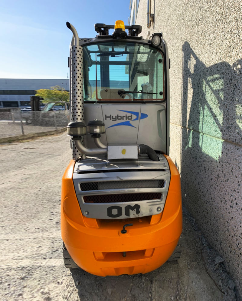 CesenaService_Usato_Carrelli_Elevatori_Termici_RX70-30_01
