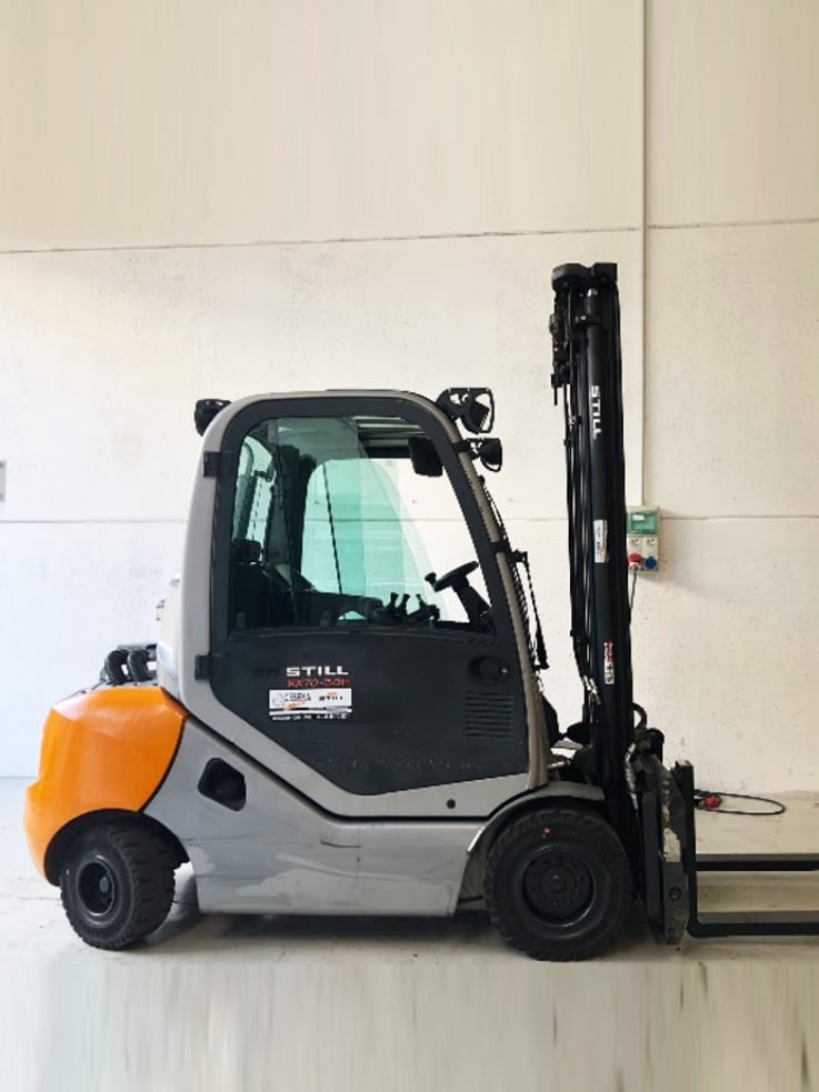 CesenaService_Usato_Carrelli_Elevatori_Elettrici_RX 70-30_40_21