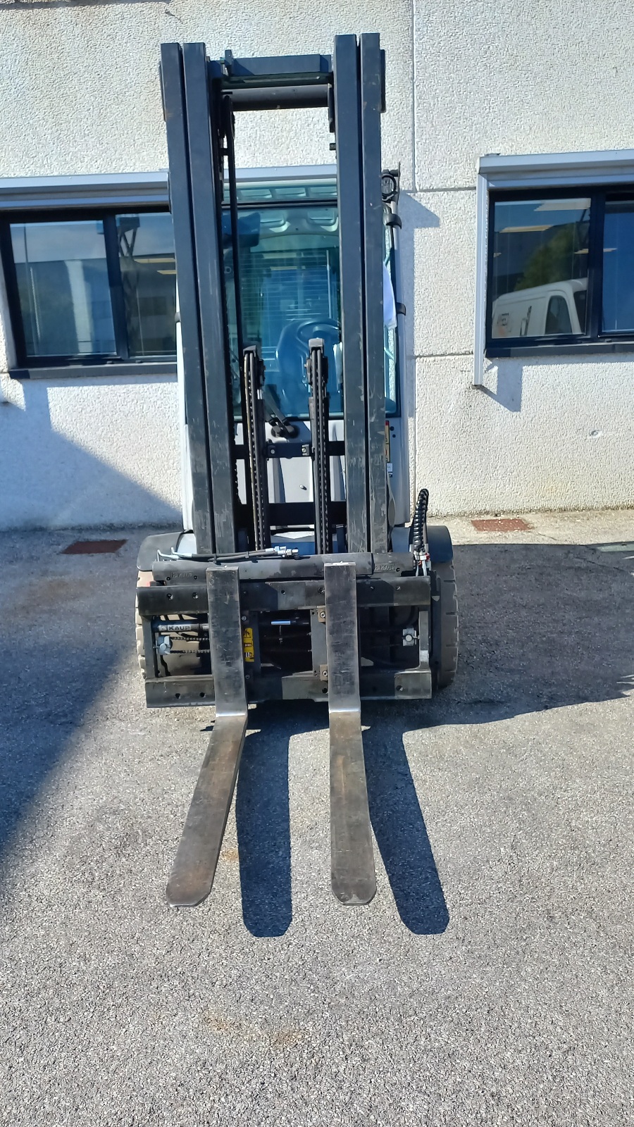 CesenaService_Usato_Carrelli_Elevatori_Elettrici_RX 60-30_CS01